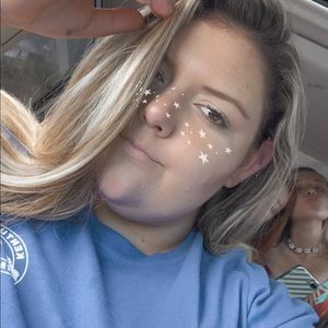 Meet your Posher, Briana